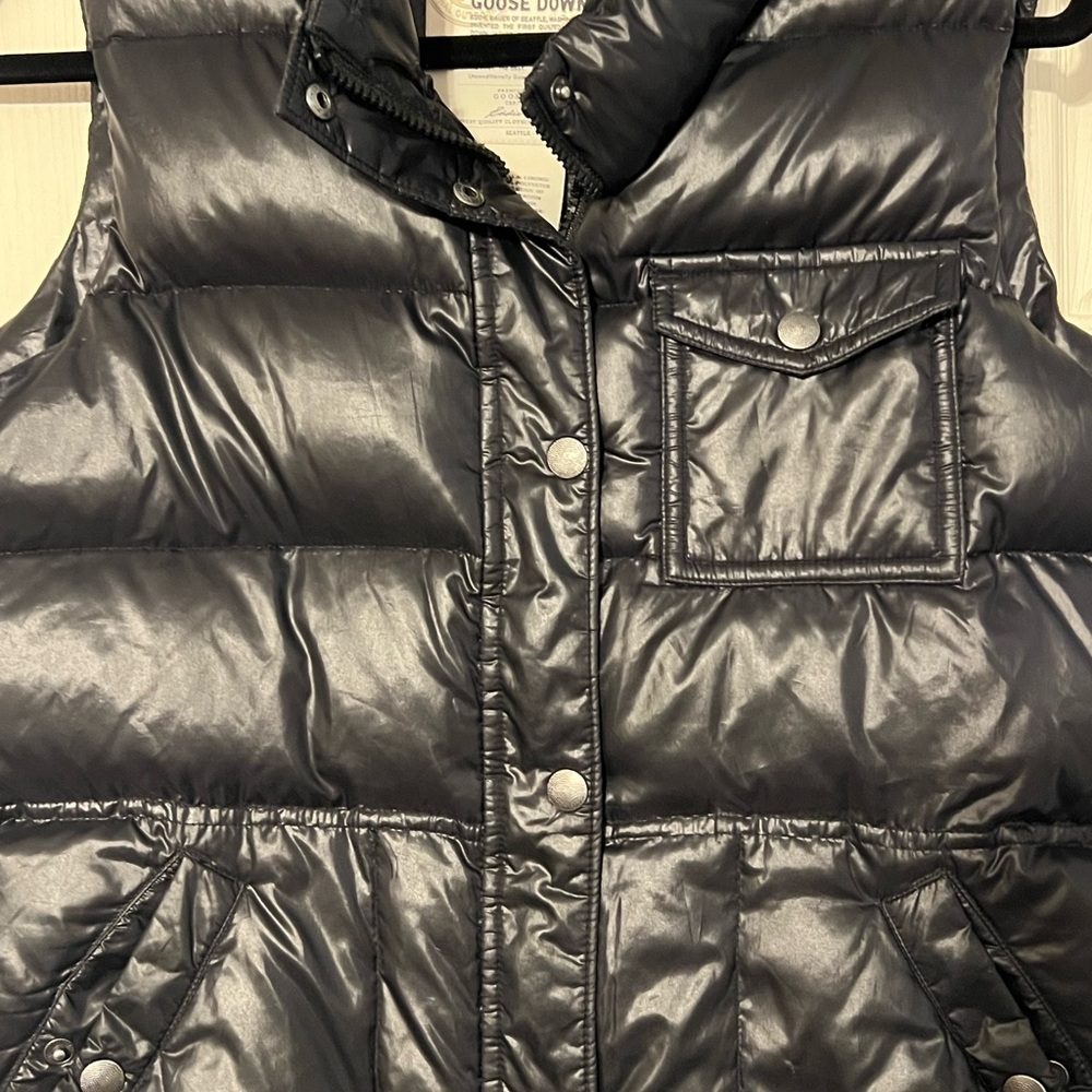 Eddie Bauer Premium Quality Goose Down Vest - Picture 2 of 15